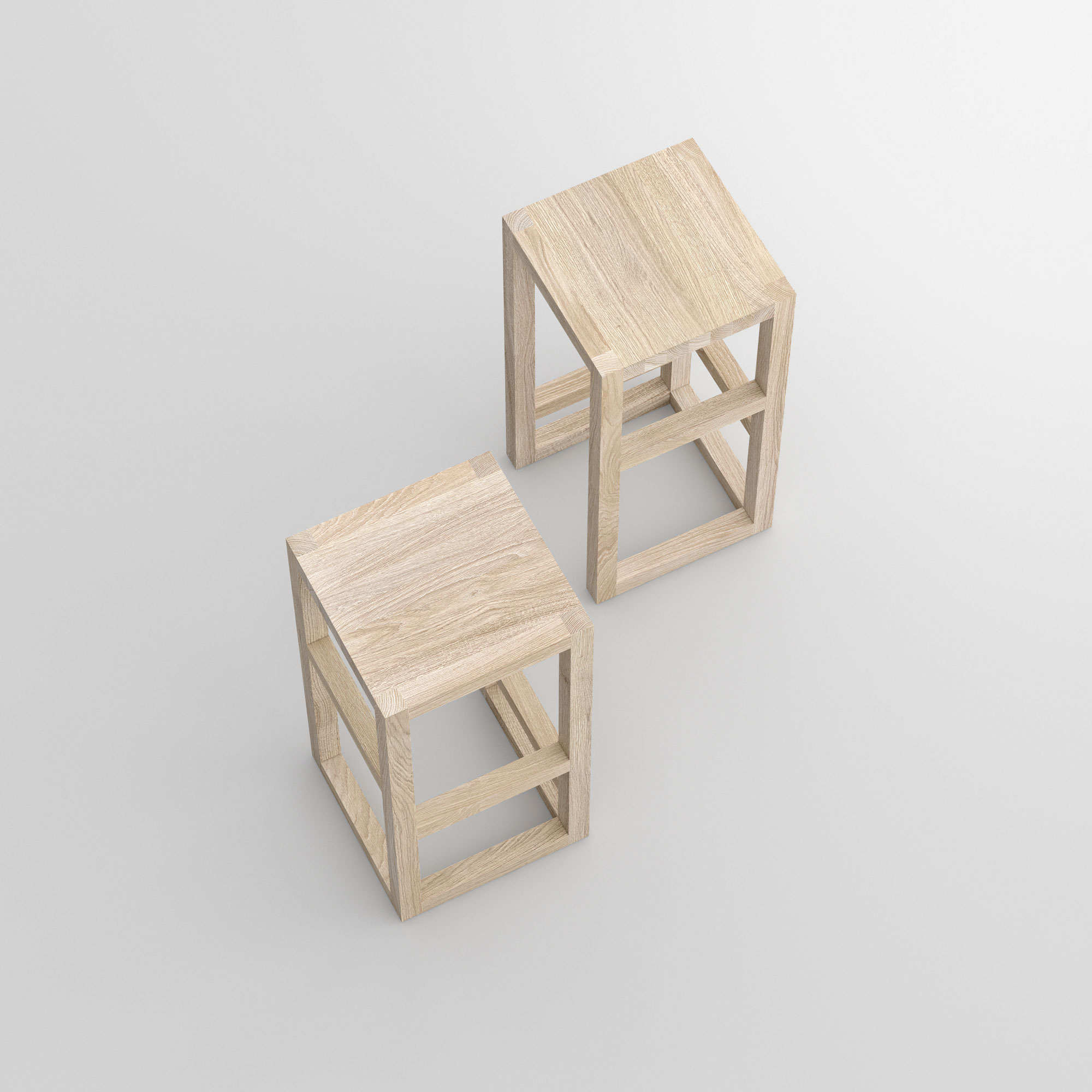 Massivholz Barhocker STEP cam2 Maßgefertigt aus Massivholz von vitamin design