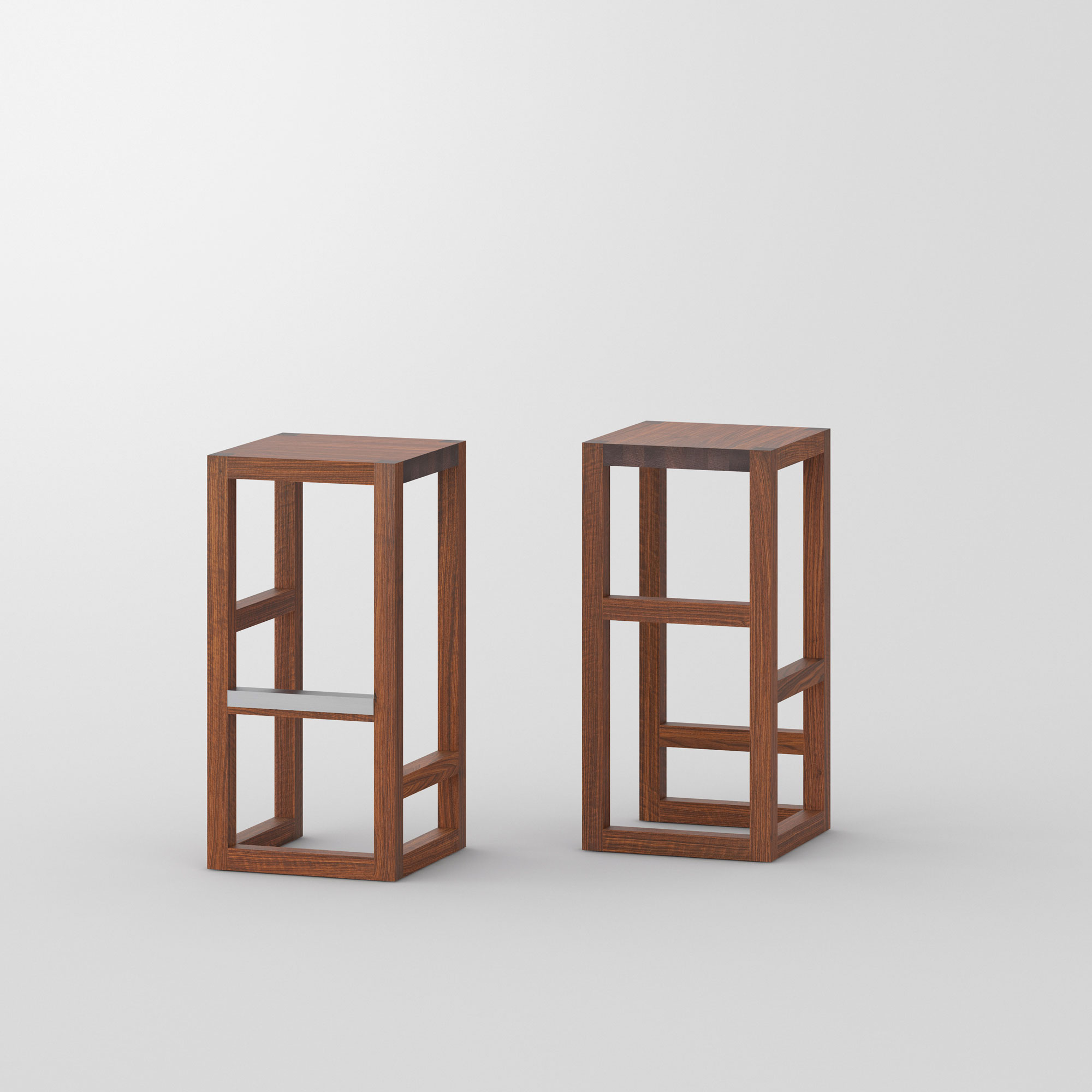 Massivholz Barhocker STEP cam1 Maßgefertigt aus Massivholz von vitamin design