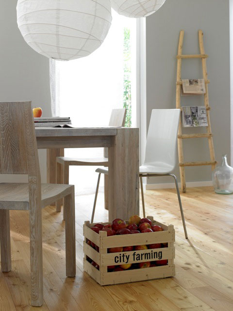 Rustikaler Massivholztisch TAURUS 4 B14X14 79978 Maßgefertigt aus Massivholz von vitamin design